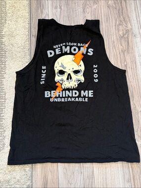 Demons Behind Me Men's Black Graphic Tank Top with Skull & Lightning Print